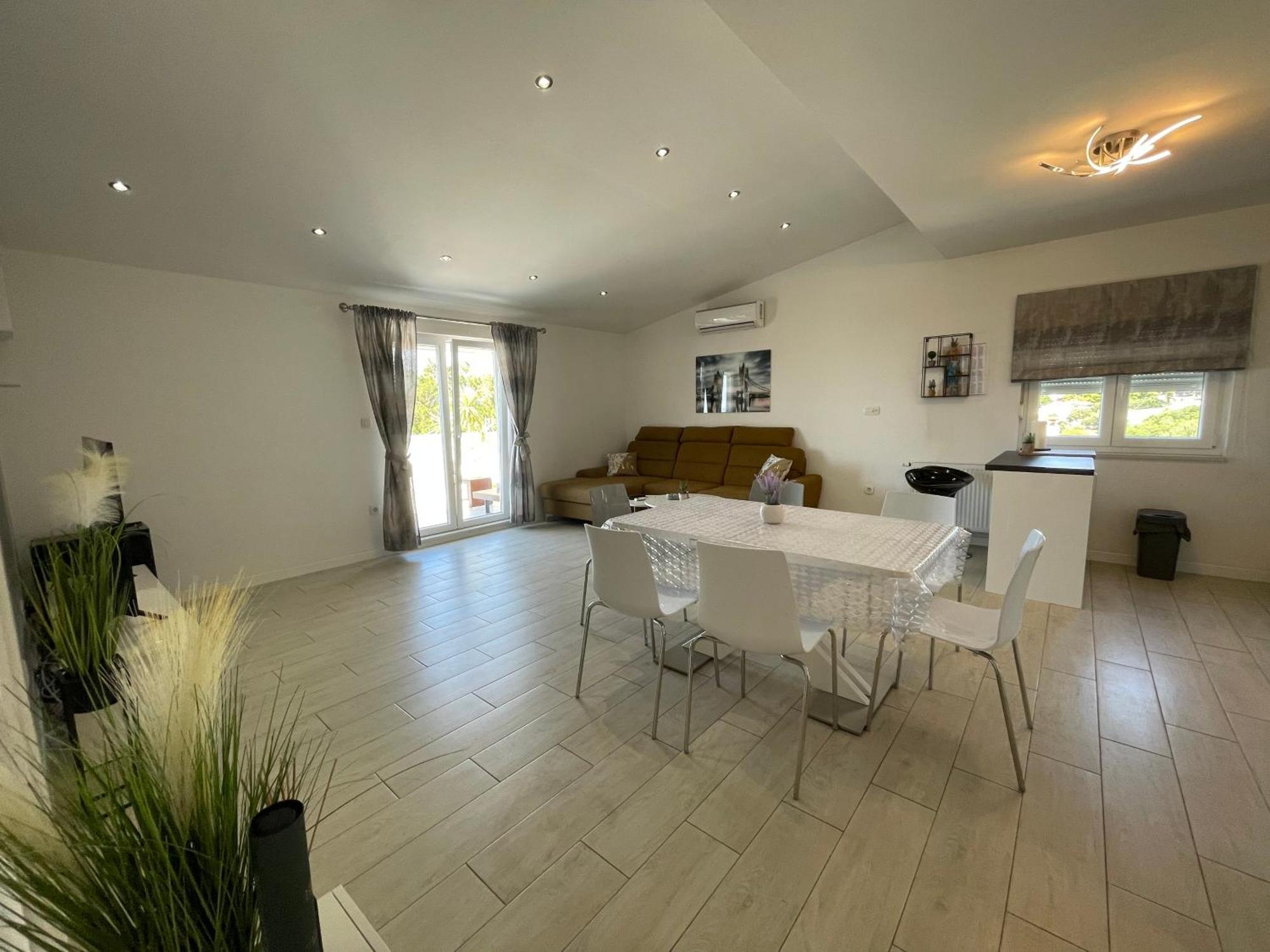 Apartman Mili Baška Voda Buitenkant foto